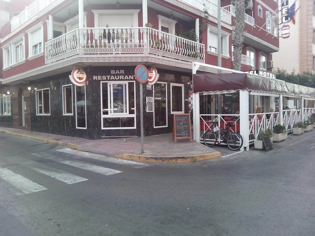 Hotel Juan Carlos Torrevieja Bagian luar foto
