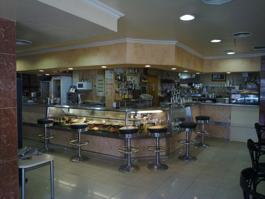 Hotel Juan Carlos Torrevieja Bagian luar foto
